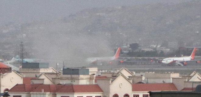 Теракт у аэропорта Кабула. Число жертв возросло до 170, погибли 13 американских военных - Фото
