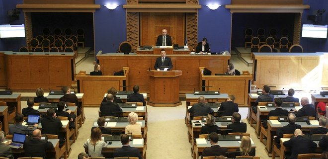 Парламент Естонії засудив агресію РФ і закликав країни беззастережно підтримати Україну - Фото