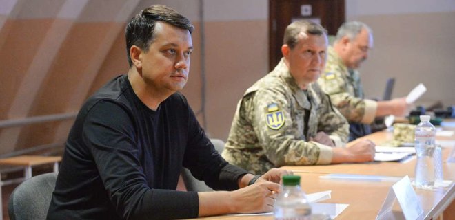 Разумков посетил Донбасс. Там раскритиковал ОБСЕ и обвинил боевиков в нарушении перемирия - Фото