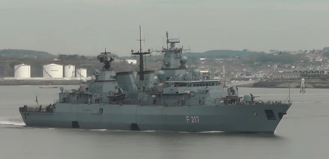 Китай відмовився пустити німецький бойовий корабель до свого порту - Фото