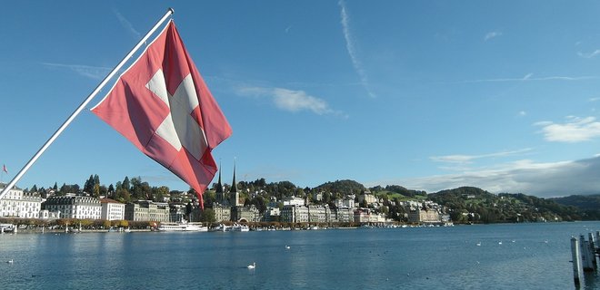 В Швейцарии на референдуме поддержали легализацию однополых браков - Фото