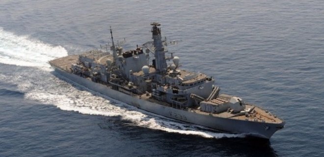 Британский фрегат прошел через Тайваньский пролив, Китай ответил неожиданно мягко - Фото