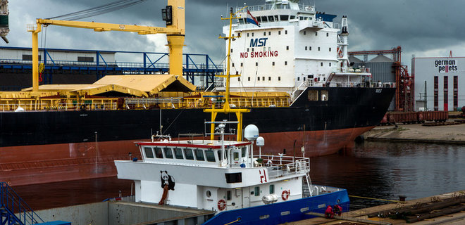 У Франції перехопили судно з тонною кокаїну. Серед затриманих є українець – МЗС - Фото