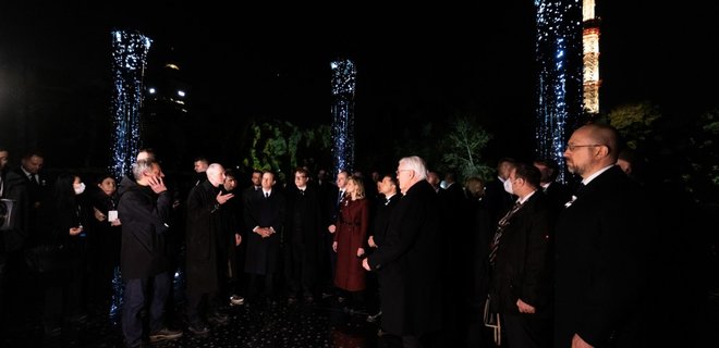 Бабин Яр. Зеленський і президенти ФРН та Ізраїлю вшанували пам'ять жертв трагедії – фото, відео - Фото