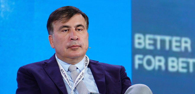 Саакашвили на вертолете вывезли в тюремную больницу, он был против – видео - Фото