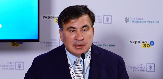 Власти Грузии не пускают Саакашвили в гражданскую клинику. Заявили о его 