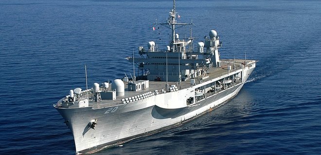 До Чорного моря прямує флагман Шостого флоту США - Фото
