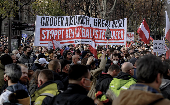 В Австрії протестували проти локдауну та вакцинації: були сутички з поліцією – фото, відео