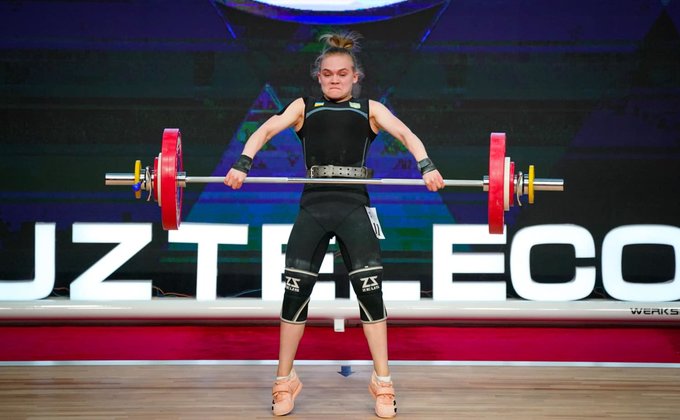 Украинка Самуляк завоевала две медали на чемпионате мира по тяжелой атлетике – фото