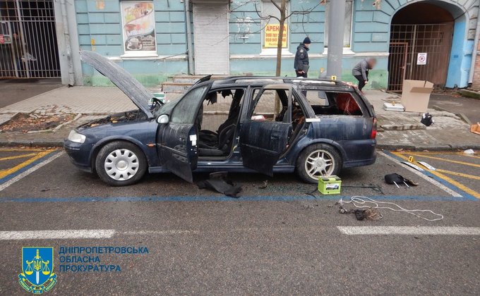 Вибух авто у центрі Дніпра. Силовики затримали підозрюваного у замаху на депутата – фото