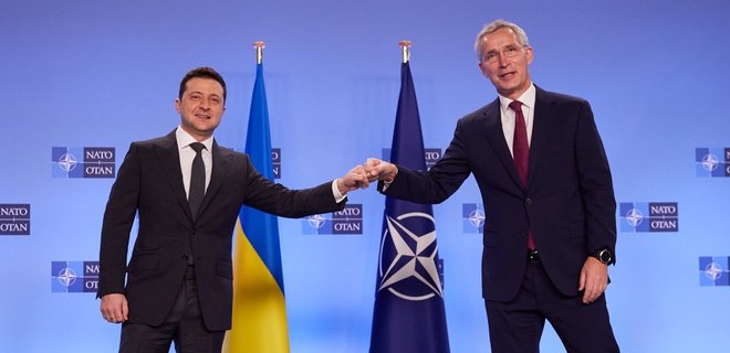 Столтенберг: У 2008-му НАТО вирішило, що Україна набуде членства. Ми дотримуємося цього рішення - Фото