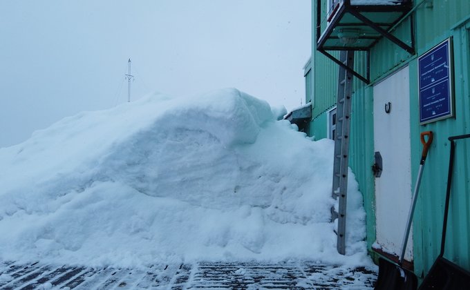 "Від Миколая". На українській станції в Антарктиді – рекорд зі снігу за 20 років: фото