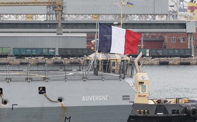 В порт Одессы вошел самый современный военный корабль ВМС Франции – фото, видео