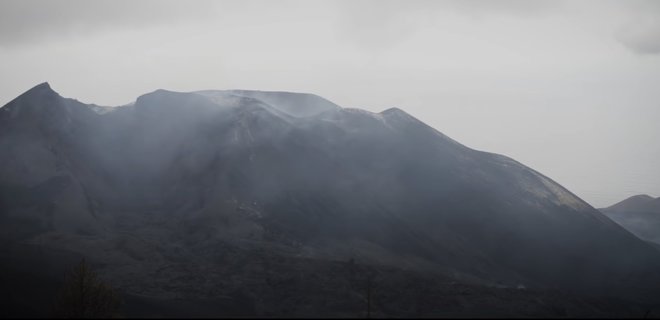 Офіційно оголосили про закінчення виверження вулкана на іспанському острові Ла-Пальма - Фото