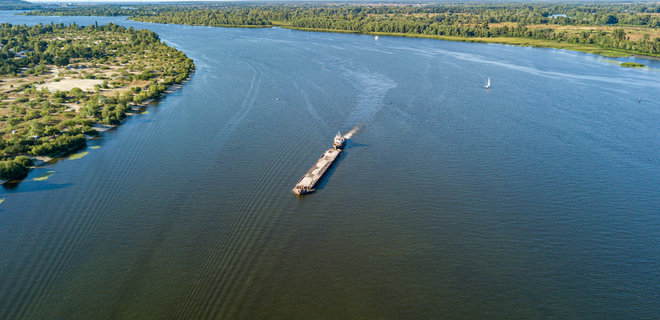 Украина закрыла внутренние водные пути для российских судов - Фото