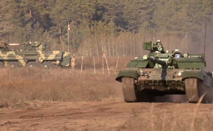 В Харькове впервые провели глубокую модернизацию командирского танка Т-64БВК для ВСУ: фото