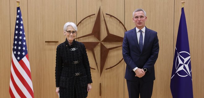 После встречи с россиянами делегат США прибыла в штаб-квартиру НАТО: координируют позиции - Фото