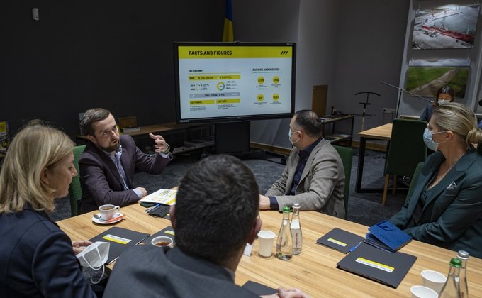 Україна виборює Євробаскет-2025. Представники ФІБА перевіряють Київ і Львів – фото