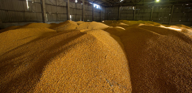 CNN показал спутниковые фото, как Россия крадет украинское зерно через Крым - Фото