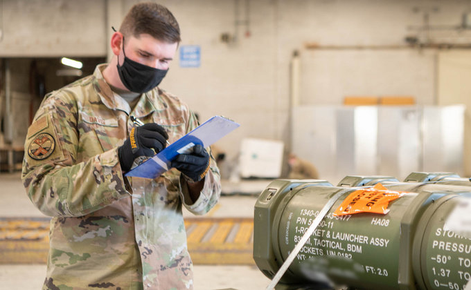 США передали Україні багатоцільові гранатомети SMAW-D – фото, відео