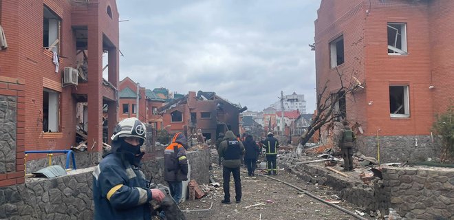 Россия нанесла авиаудар по Белой Церкви: повреждено 20 домов, есть пострадавшие – видео - Фото