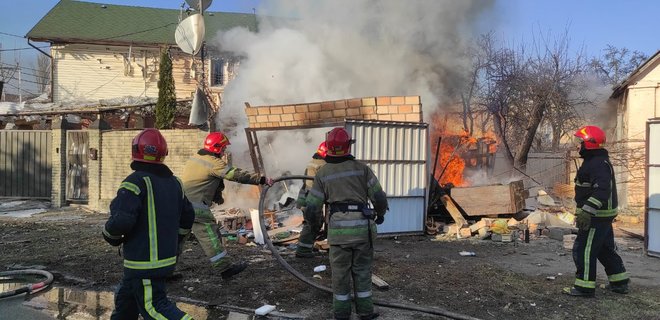 Оккупанты обстреляли Киев: повреждены дома в двух районах, есть пострадавшие – фото, видео - Фото