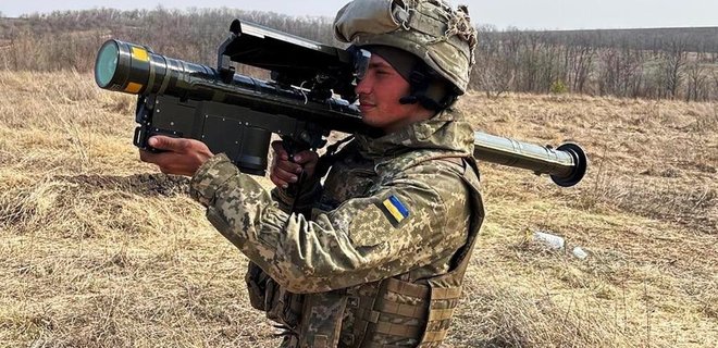 Дальнобойная артиллерия и зенитное оружие. Украине могут дать больше летальной помощи - Фото