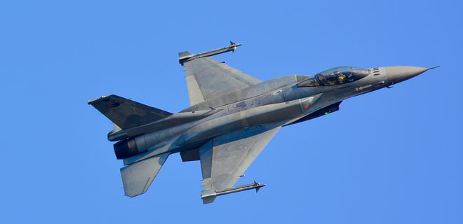 Минобороны: Украина хочет получить 40-50 истребителей F-16 от западных союзников - Фото