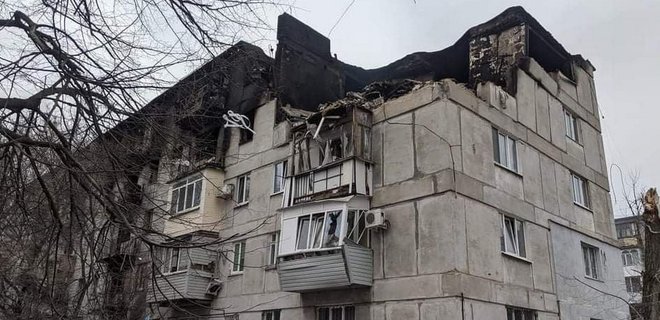 Росія вночі обстріляла Лисичанськ і сусідню Тошківку. Пошкоджено сім будинків - Фото