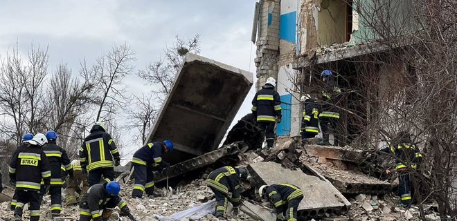 Окупанти вщент зруйнували Бородянку під Києвом. Для допомоги ДСНС шукають добровольців - Фото