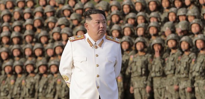 Північна Корея погрожує застосувати ядерну зброю через навчання Південної Кореї та США – AP - Фото