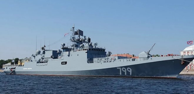 Арестович опроверг слухи о потоплении российского фрегата 