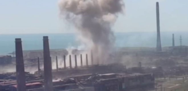 Россия продолжает штурм Азовстали: бьет авиацией, кораблями, артиллерией, танками – видео - Фото