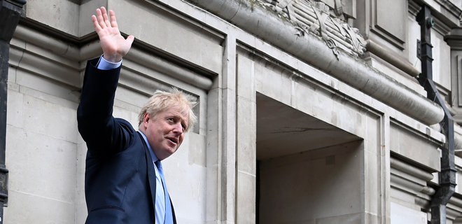 Борис Джонсон остается на посту премьер-министра Великобритании - Фото