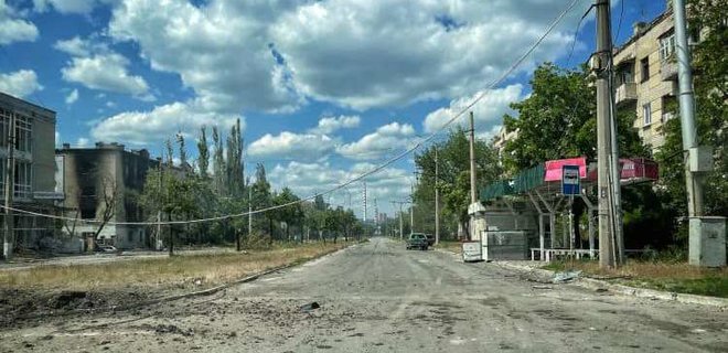 Большая часть Северодонецка захвачена россиянами, но ВСУ окружены не будут – Гайдай - Фото