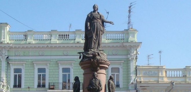 Одесский исполком проголосовал за демонтаж и перенос памятника Екатерине II - Фото