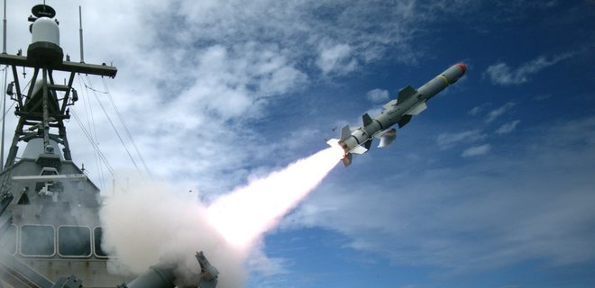 В США подтвердили: российский буксир украинцы поразили ракетой Harpoon – Washington Post - Фото