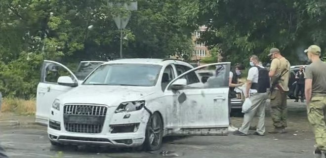 В Херсоне взорвали автомобиль коллаборанта Соболева, он в больнице - Фото