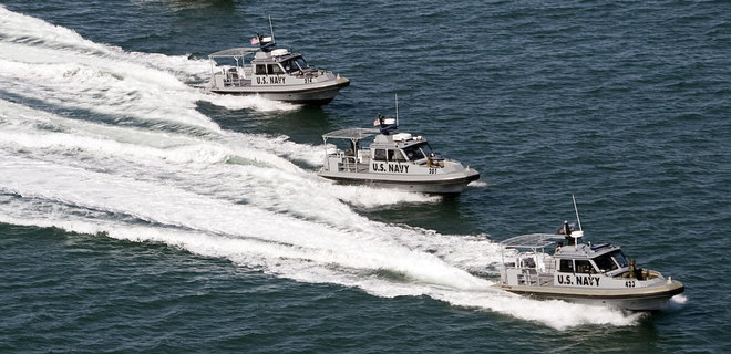 Пентагон уточнил, какие именно 18 катеров береговой охраны передадут Украине - Фото