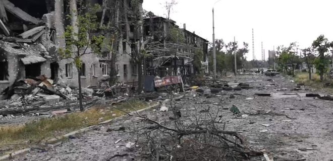 Генштаб сообщил об отходе из Лисичанска - Фото