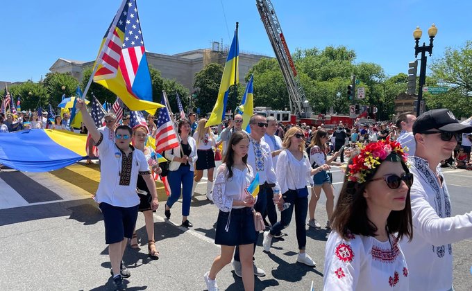 Украинская колонна впервые приняла участие в параде на День независимости США – фото