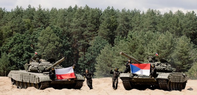 Залужний подякував союзникам за танки: Ми боремося за Україну, за Чехію, за Польщу - Фото
