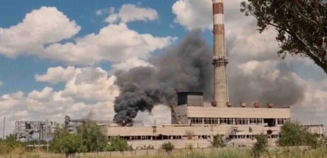 Щоб не вкрали росіяни. Український опір у Маріуполі підпалив завод 