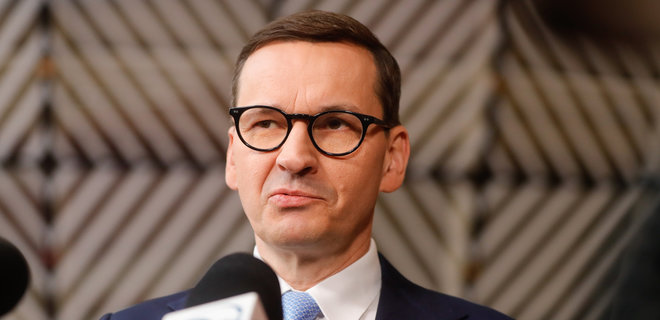Моравецкий попробует убедить Орбана расширить НАТО - Фото