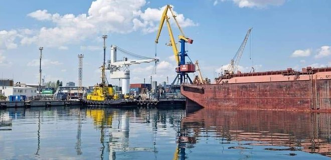 Украина продолжит подготовку к экспорту зерна морем, хотя к России доверия нет – Кубраков - Фото