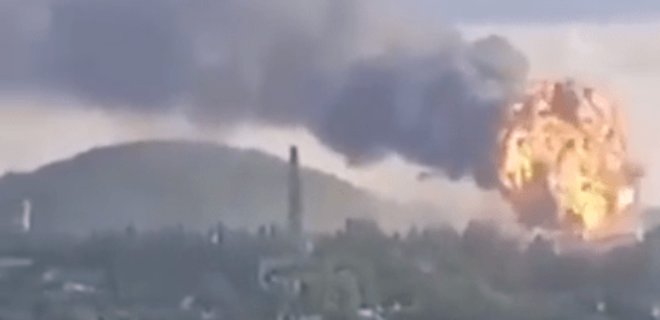 В оккупированной Горловке прогремел взрыв в районе машзавода – видео - Фото