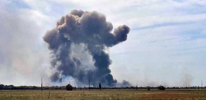 За взрывами на авиабазе в Крыму стоял украинский спецназ – The Washington Post - Фото