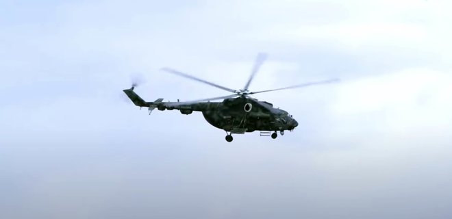 Российский вертолет Ми-8 нарушил воздушное пространство Эстонии - Фото