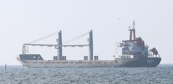 З портів України вийшли ще два судна із зерновими – Міноборони Туреччини - Фото