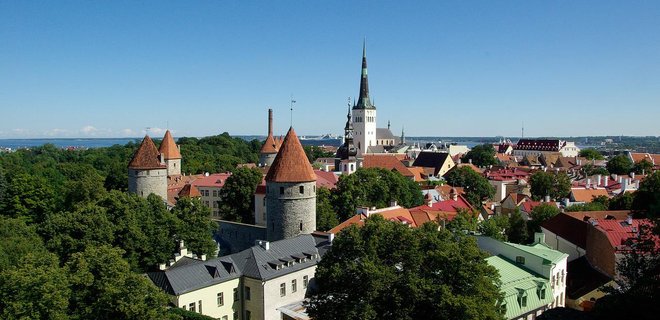 Эстония перестала пускать россиян по эстонским визам - Фото